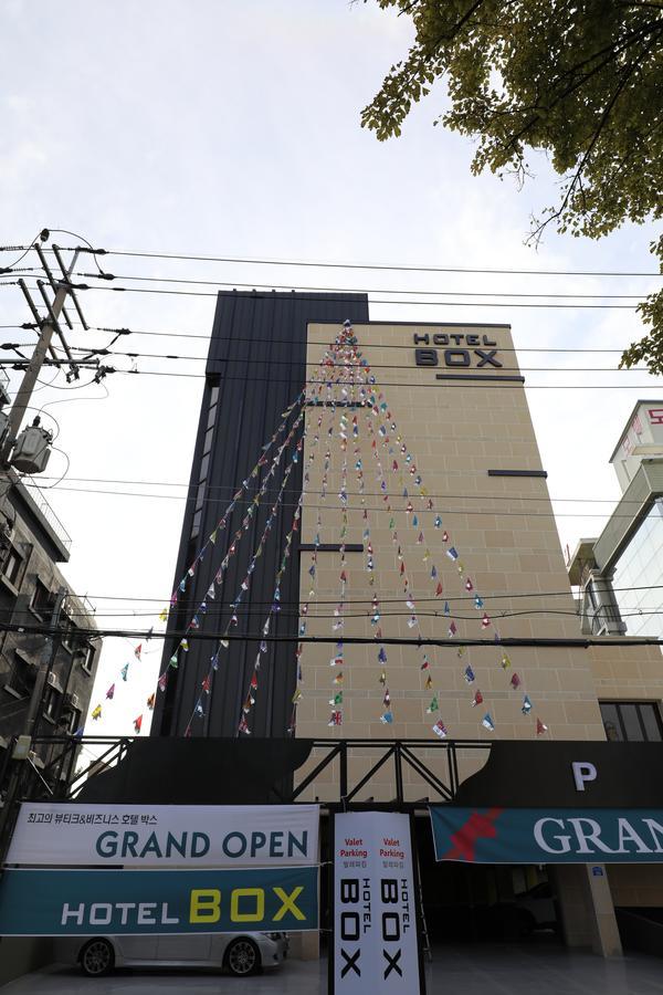 Box Hotel Daejeon Exterior photo