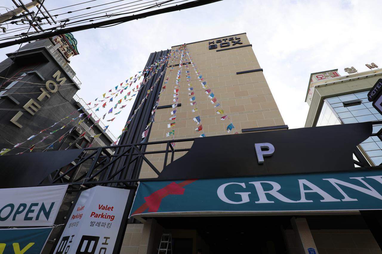 Box Hotel Daejeon Exterior photo